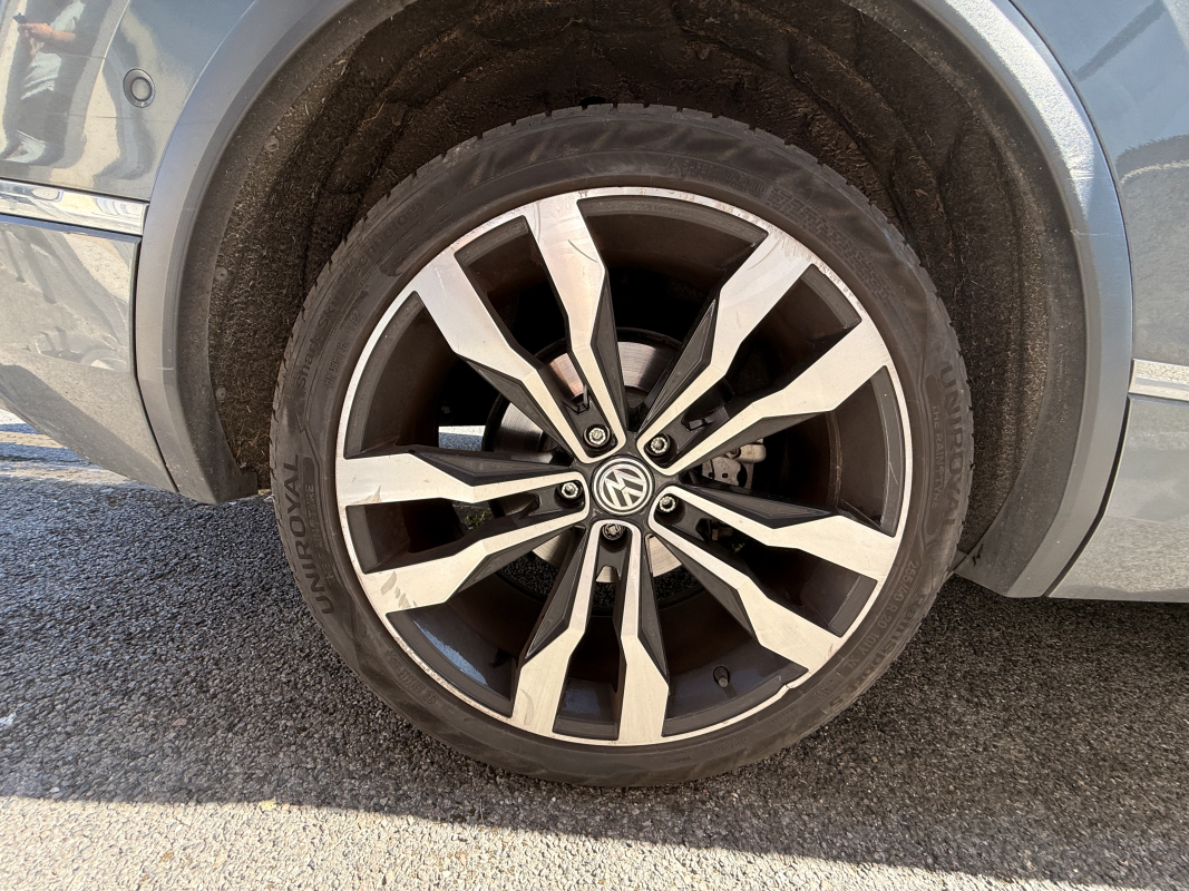 Volkswagen Tiguan Allspace — 22