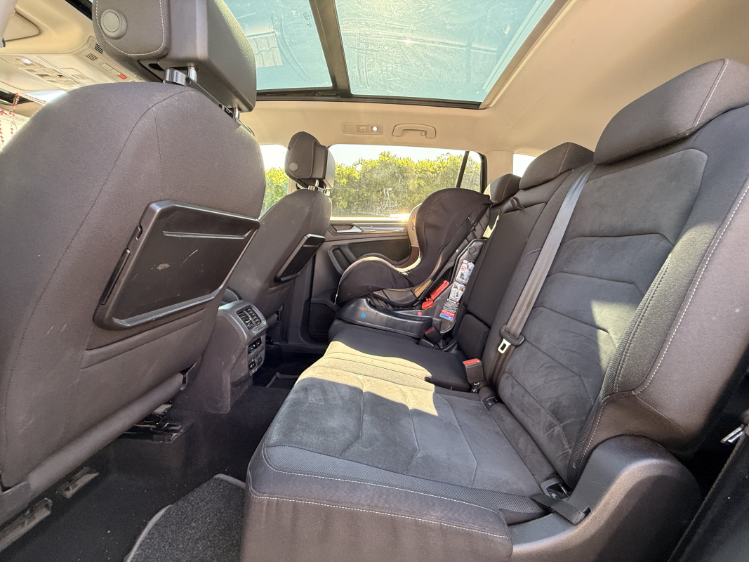 Volkswagen Tiguan Allspace — 13