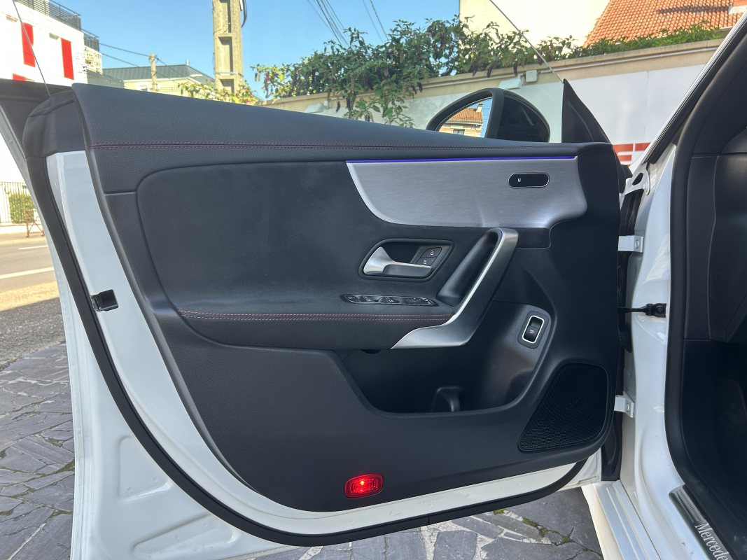 Mercedes Classe CLA — 18