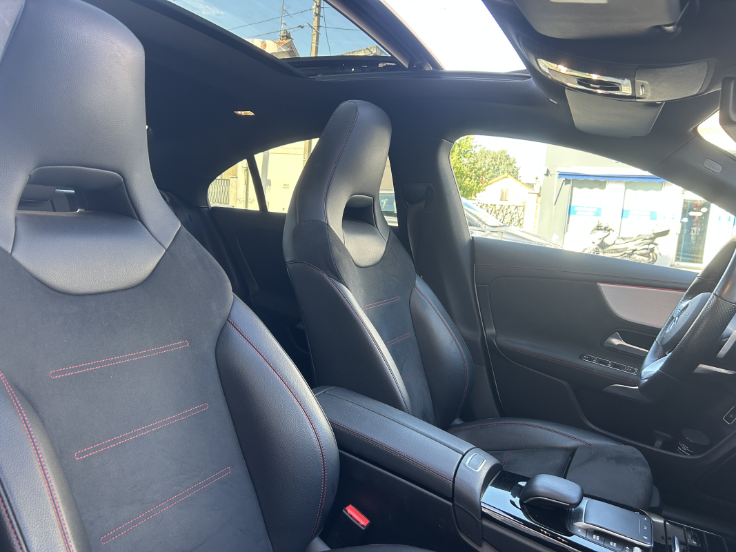 Mercedes Classe CLA — 14