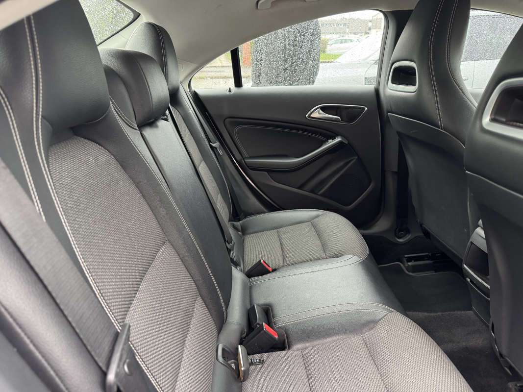 Mercedes Classe CLA — 15