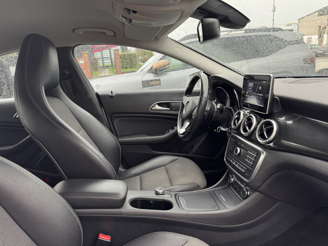 Mercedes Classe CLA — 12