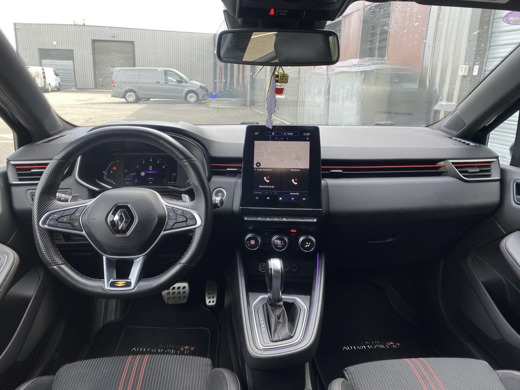 Renault Clio — 11