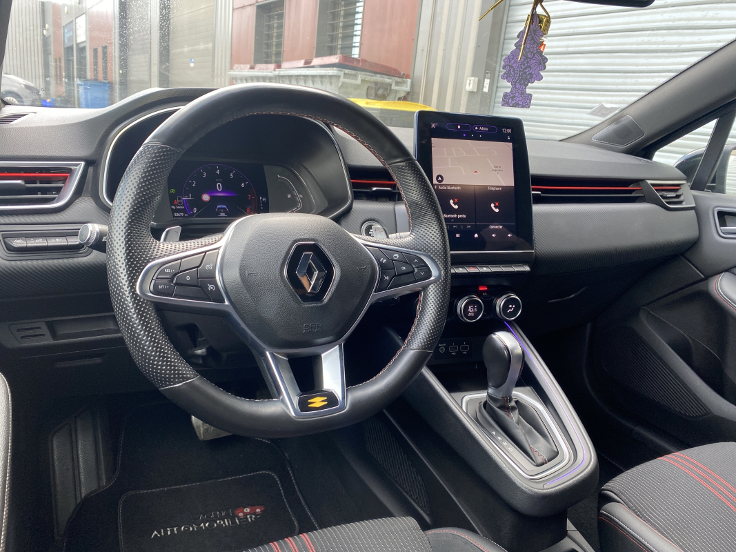 Renault Clio — 12
