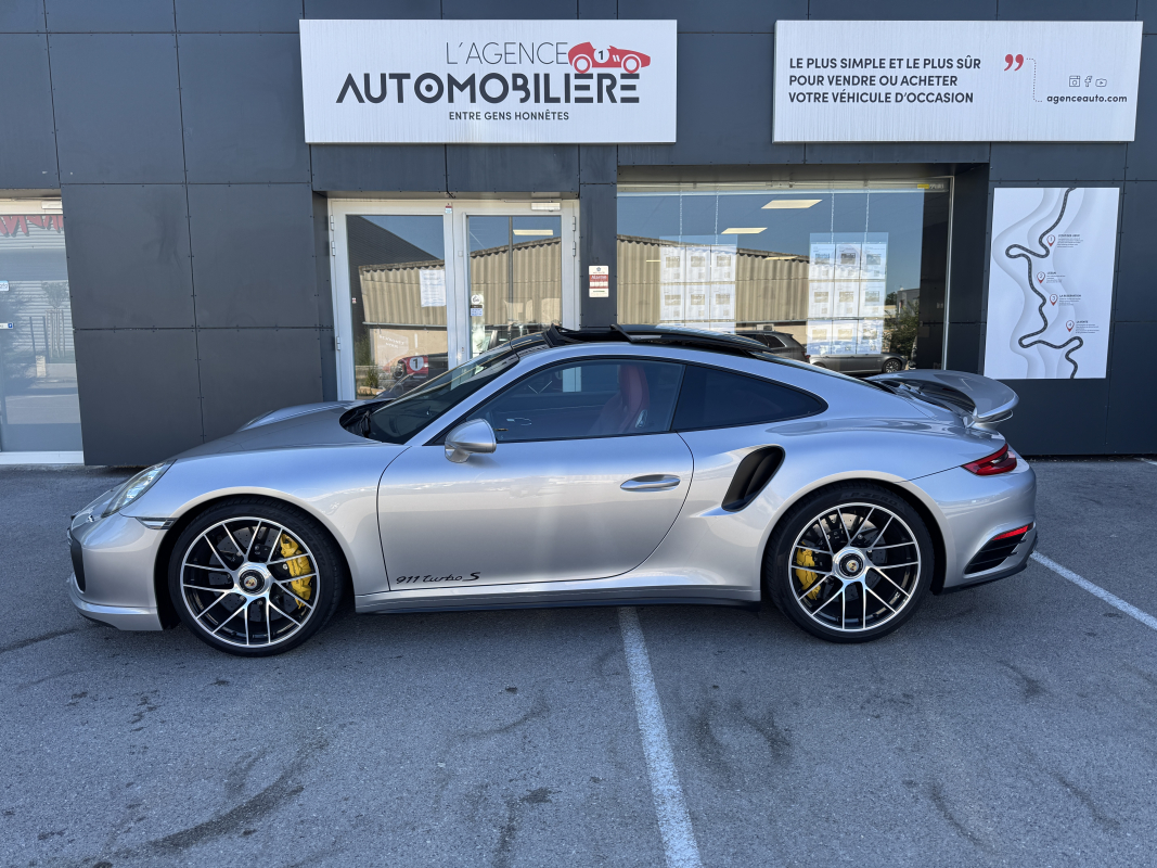 Porsche 911 — 4
