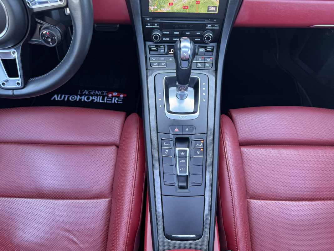 Porsche 911 — 16