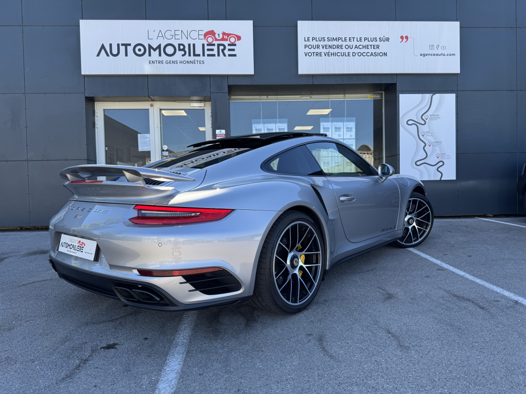 Porsche 911 — 40