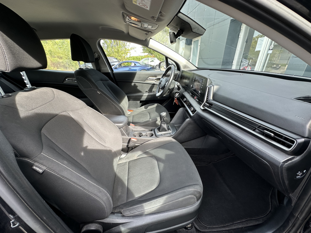 Kia Sportage — 16