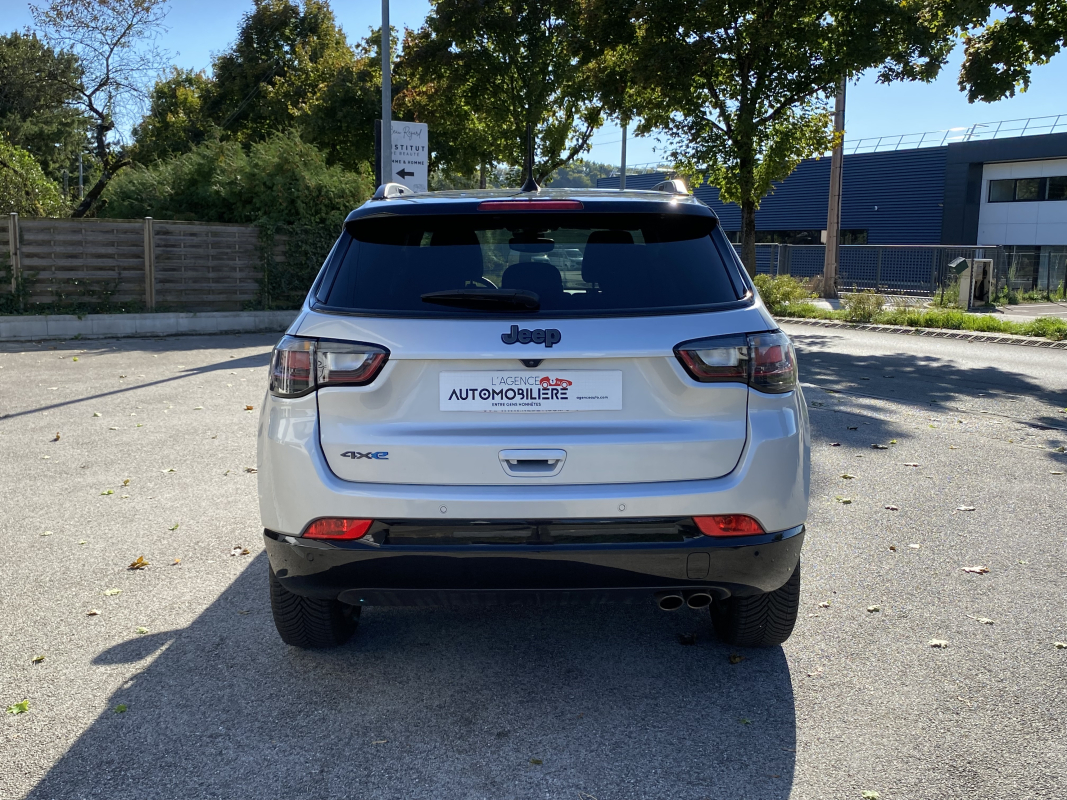 Jeep Compass — 9