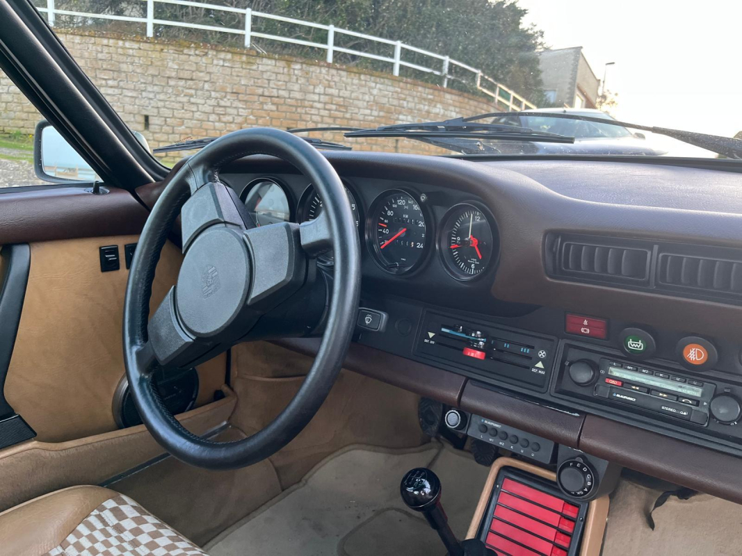 Porsche 911 Targa — 9