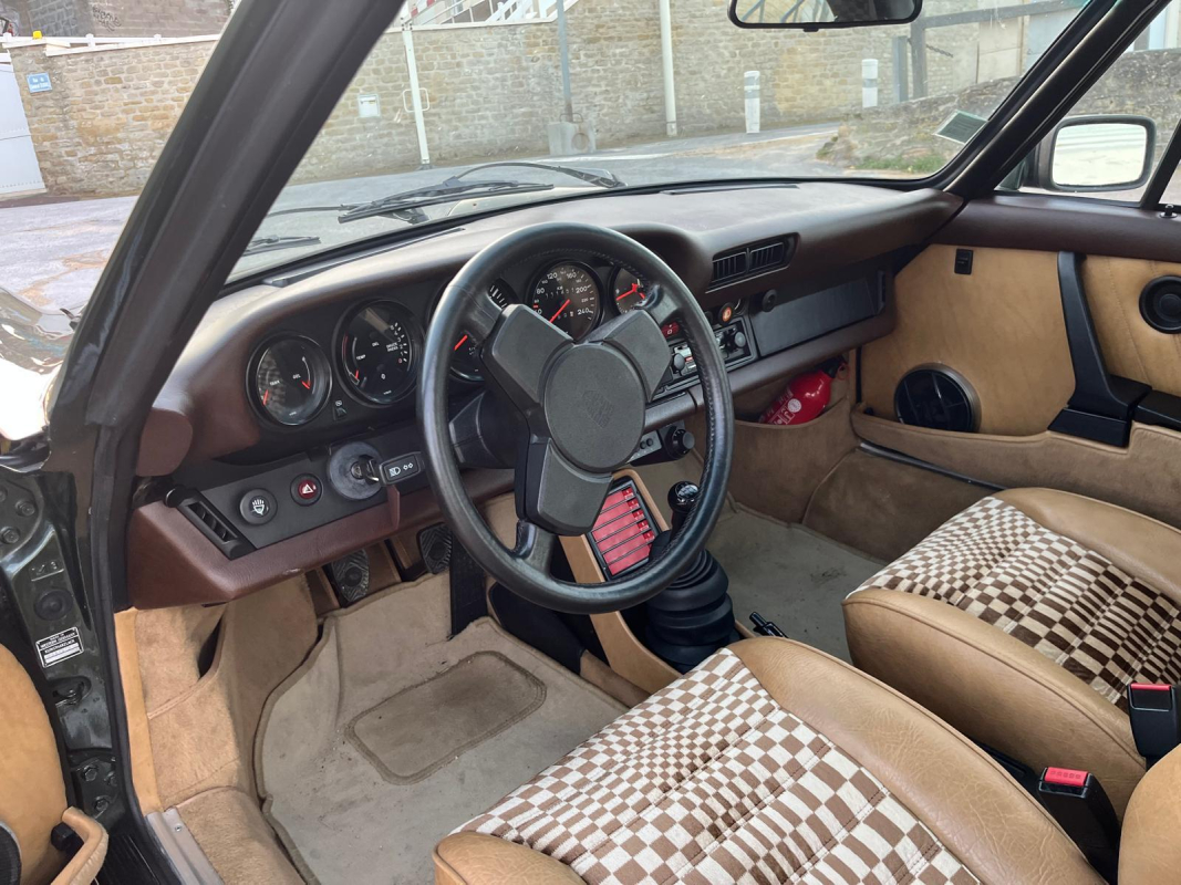 Porsche 911 Targa — 10