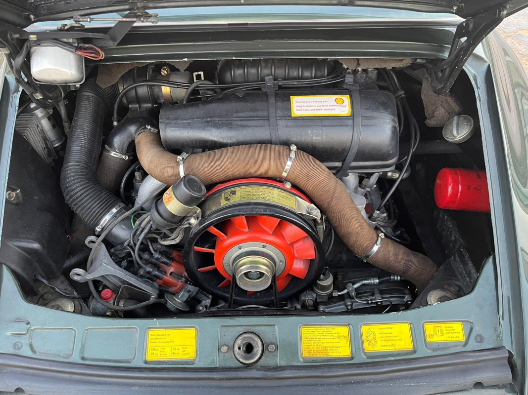 Porsche 911 Targa — 12