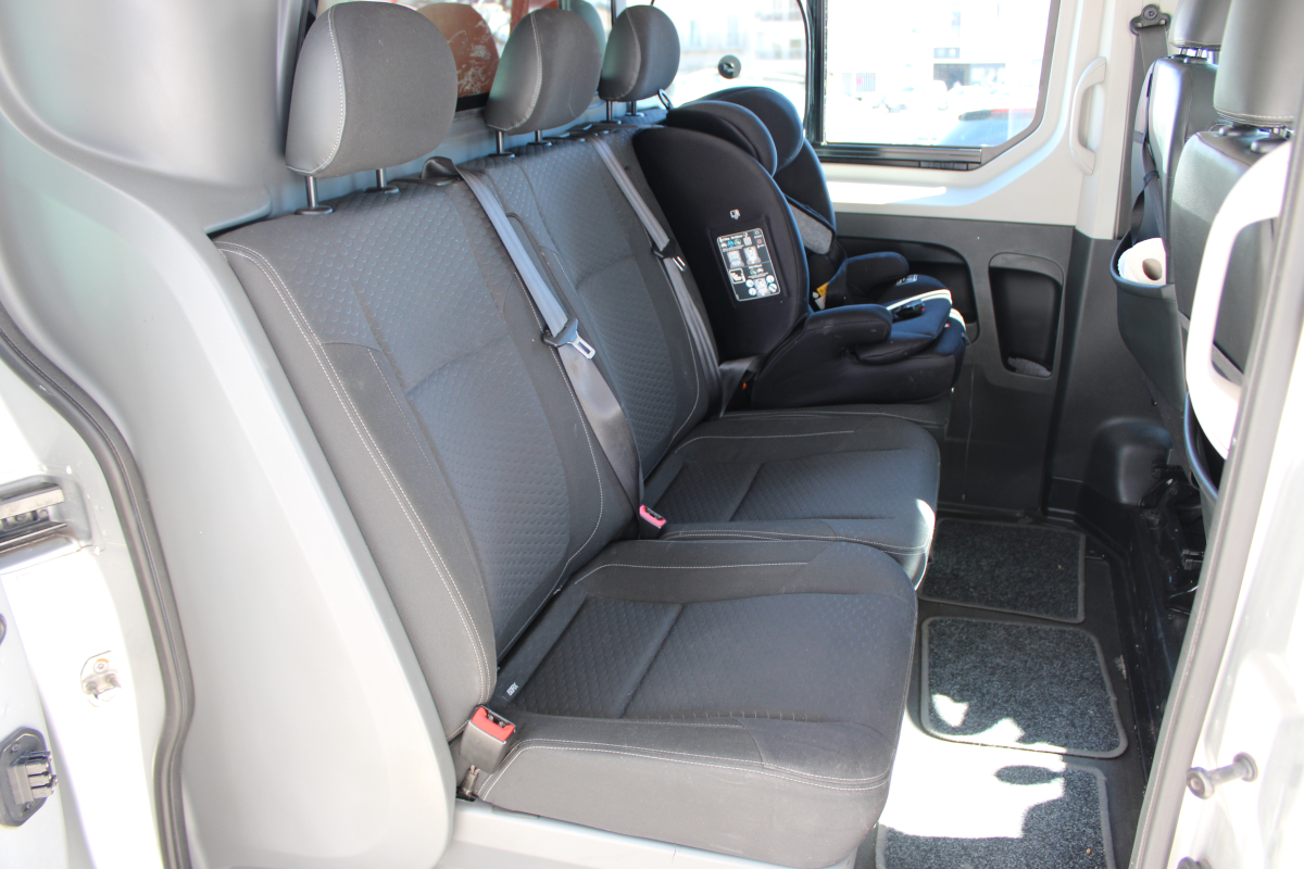 Opel Vivaro — 14