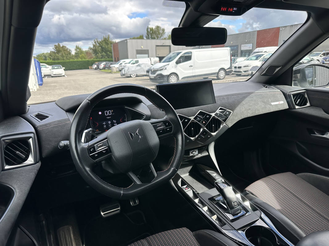 DS DS 3 Crossback — 12