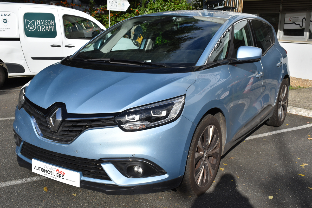 Renault Scenic — 3