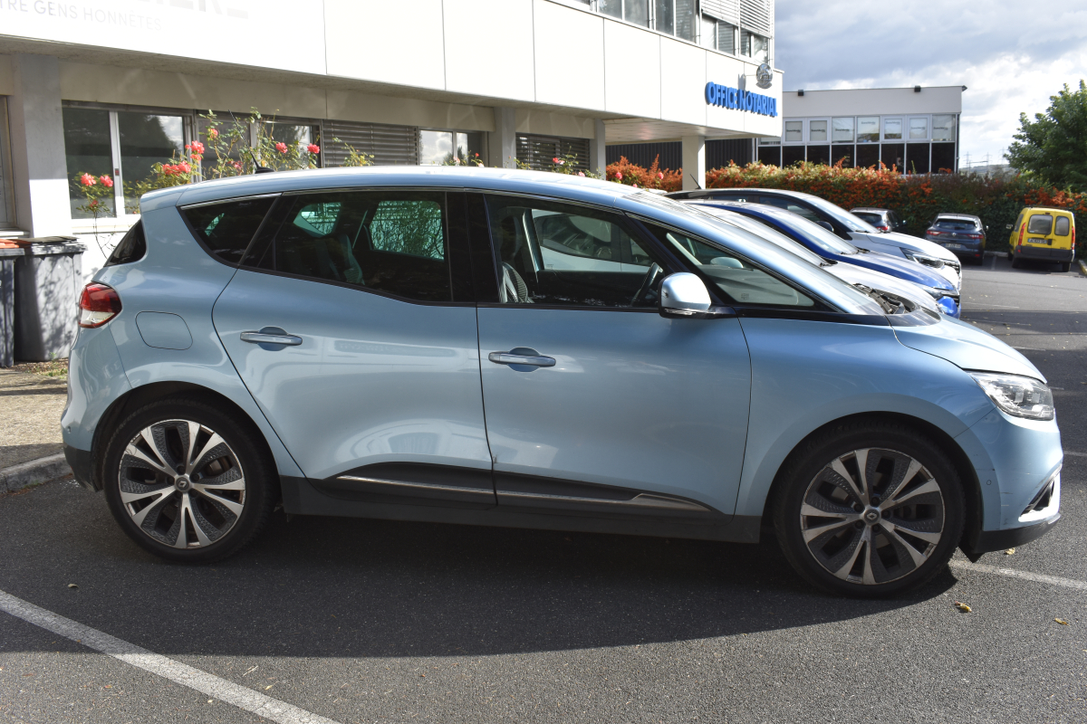 Renault Scenic — 8