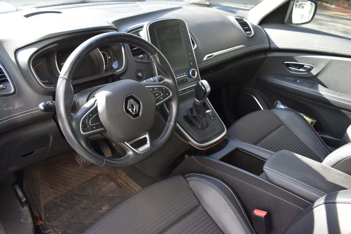 Renault Scenic — 17