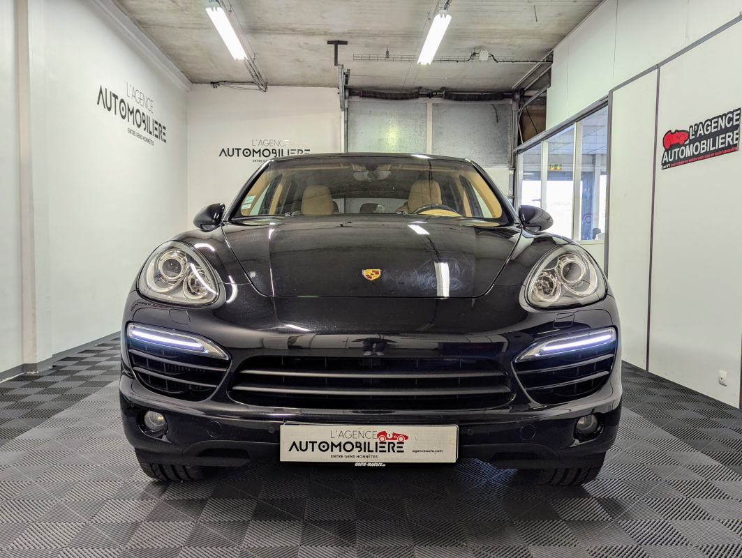 Porsche Cayenne — 2