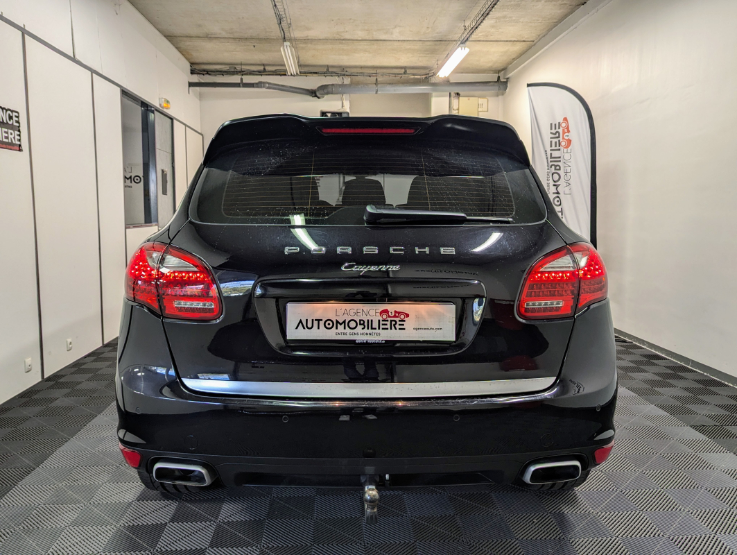 Porsche Cayenne — 5