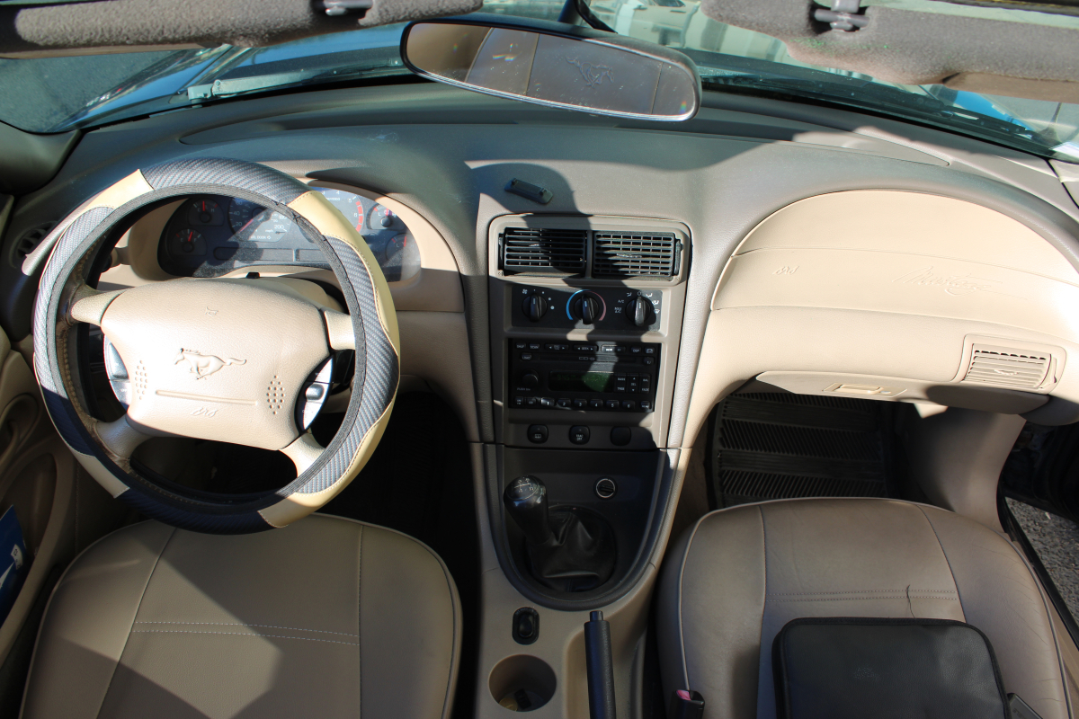 Ford Mustang — 10