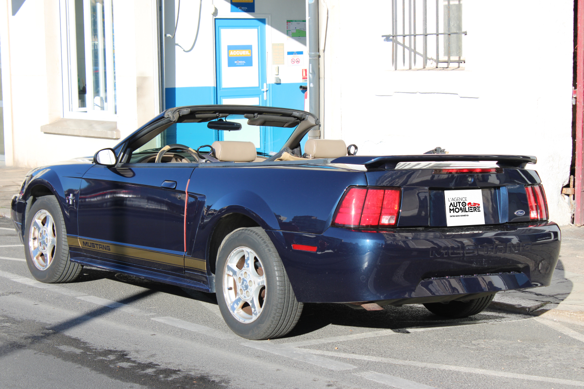 Ford Mustang — 7