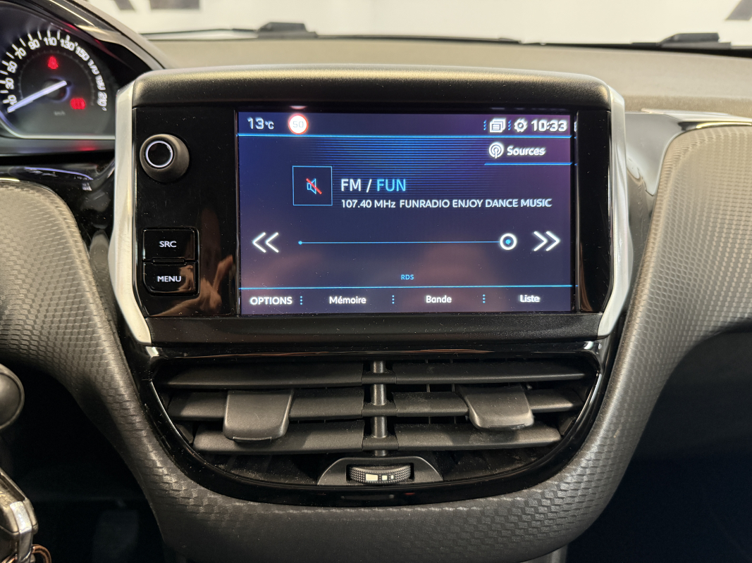 Peugeot 2008 — 16