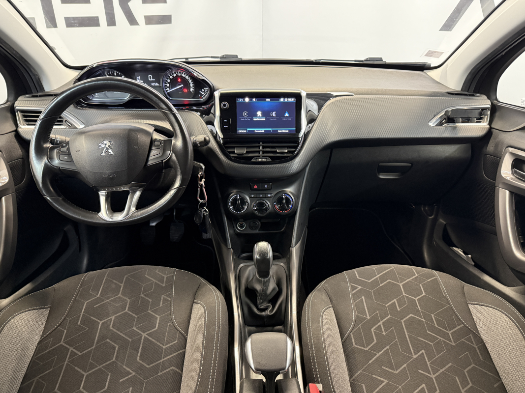 Peugeot 2008 — 9
