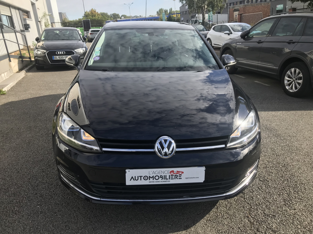 Volkswagen Golf — 9