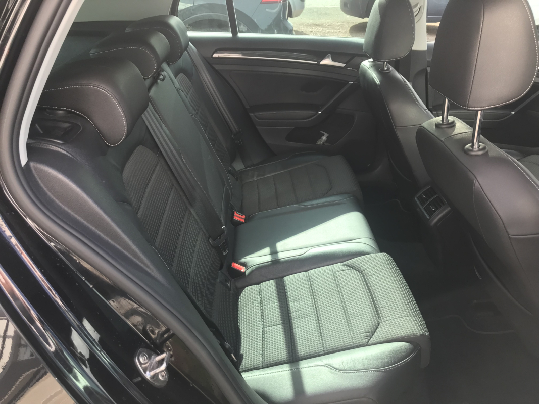 Volkswagen Golf — 21