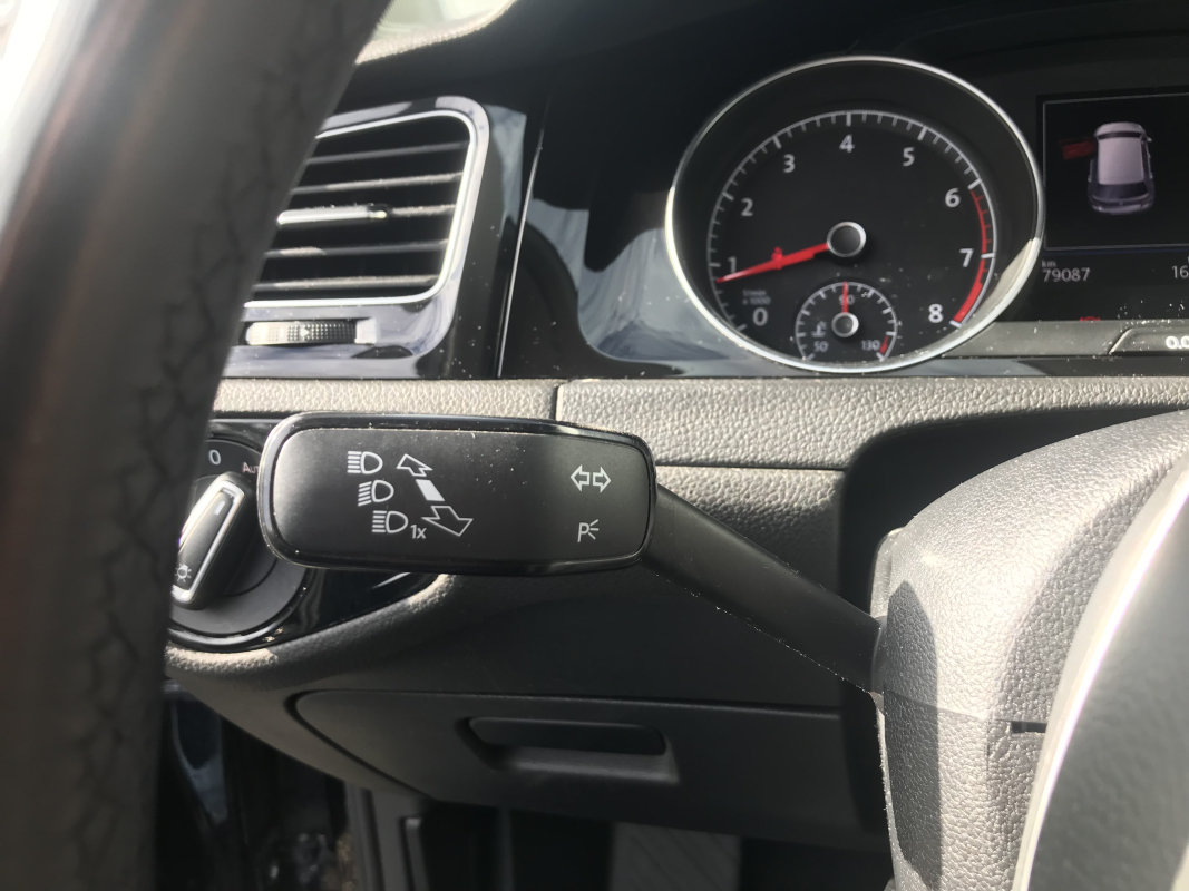 Volkswagen Golf — 19