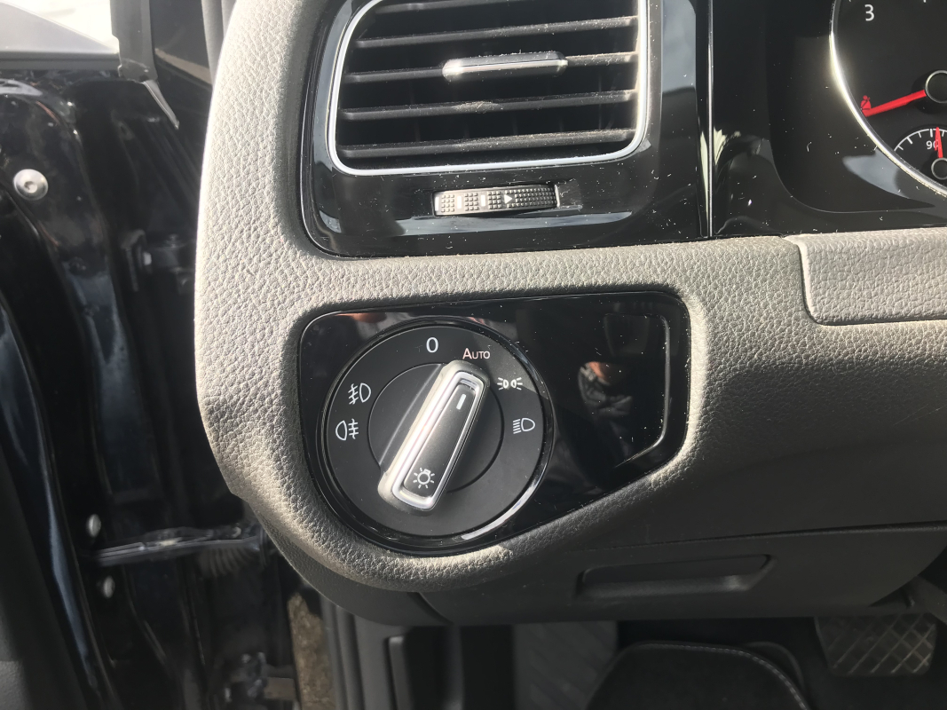 Volkswagen Golf — 26