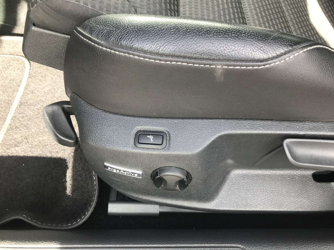 Volkswagen Golf — 28