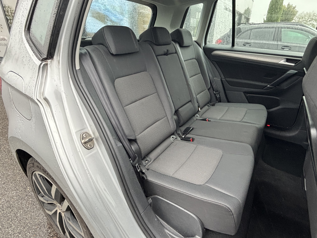 Volkswagen Golf Sportsvan — 12