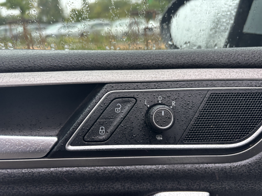 Volkswagen Golf Sportsvan — 19