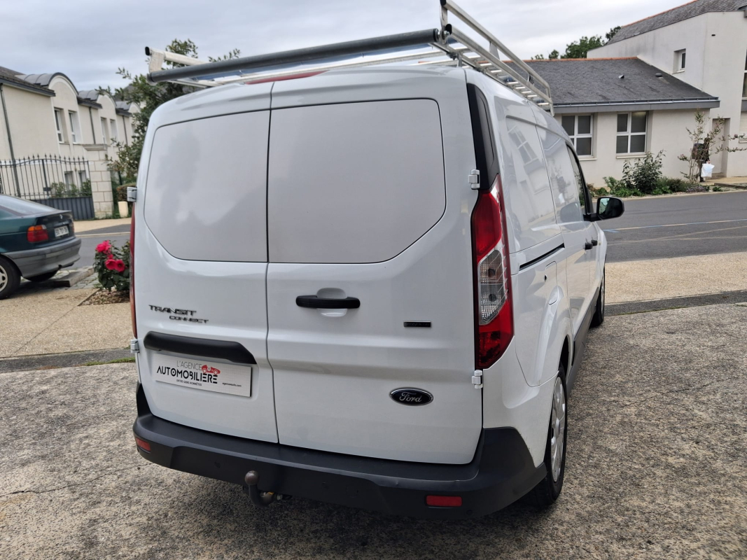 Ford Transit — 5