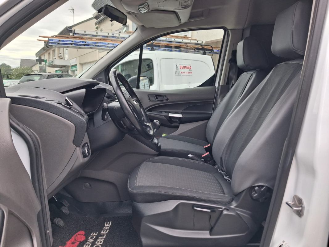Ford Transit — 10