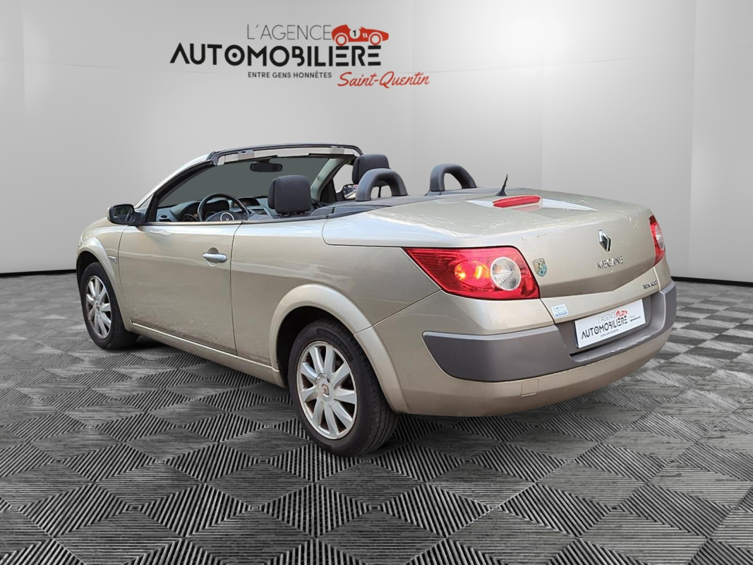 Renault Megane CC — 4