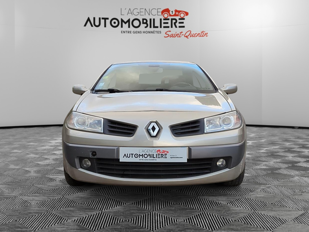 Renault Megane CC — 2
