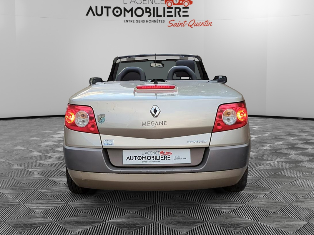 Renault Megane CC — 8