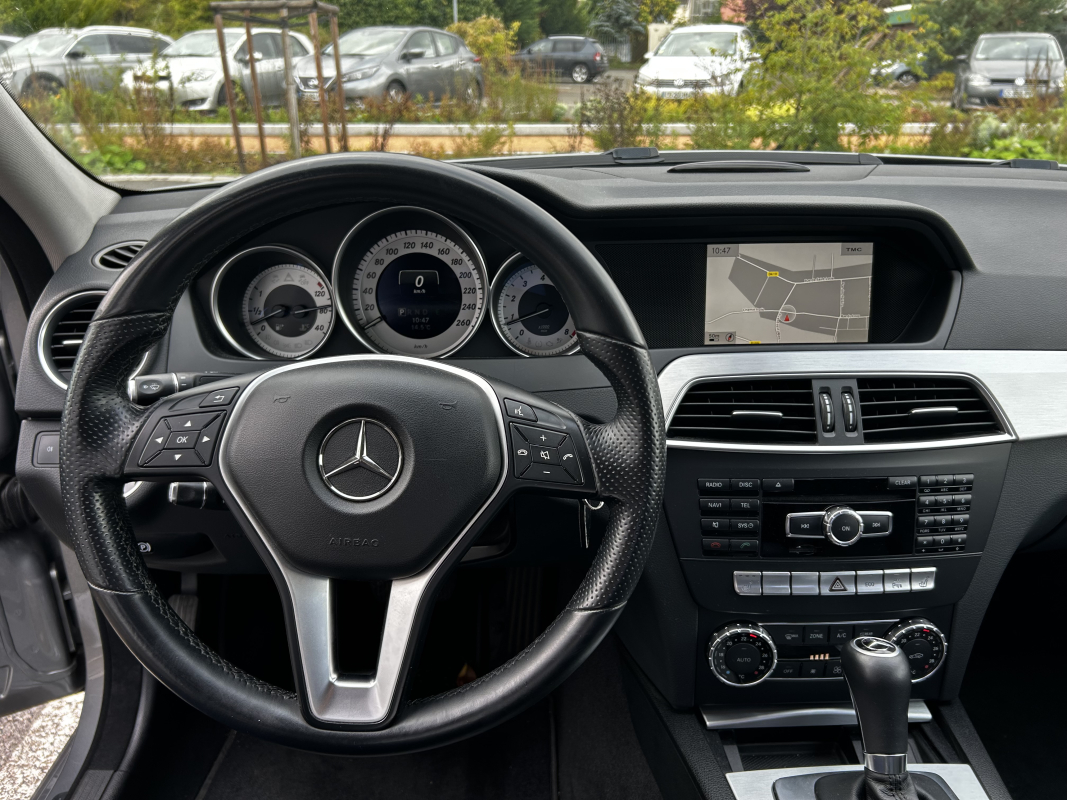 Mercedes Classe C — 11