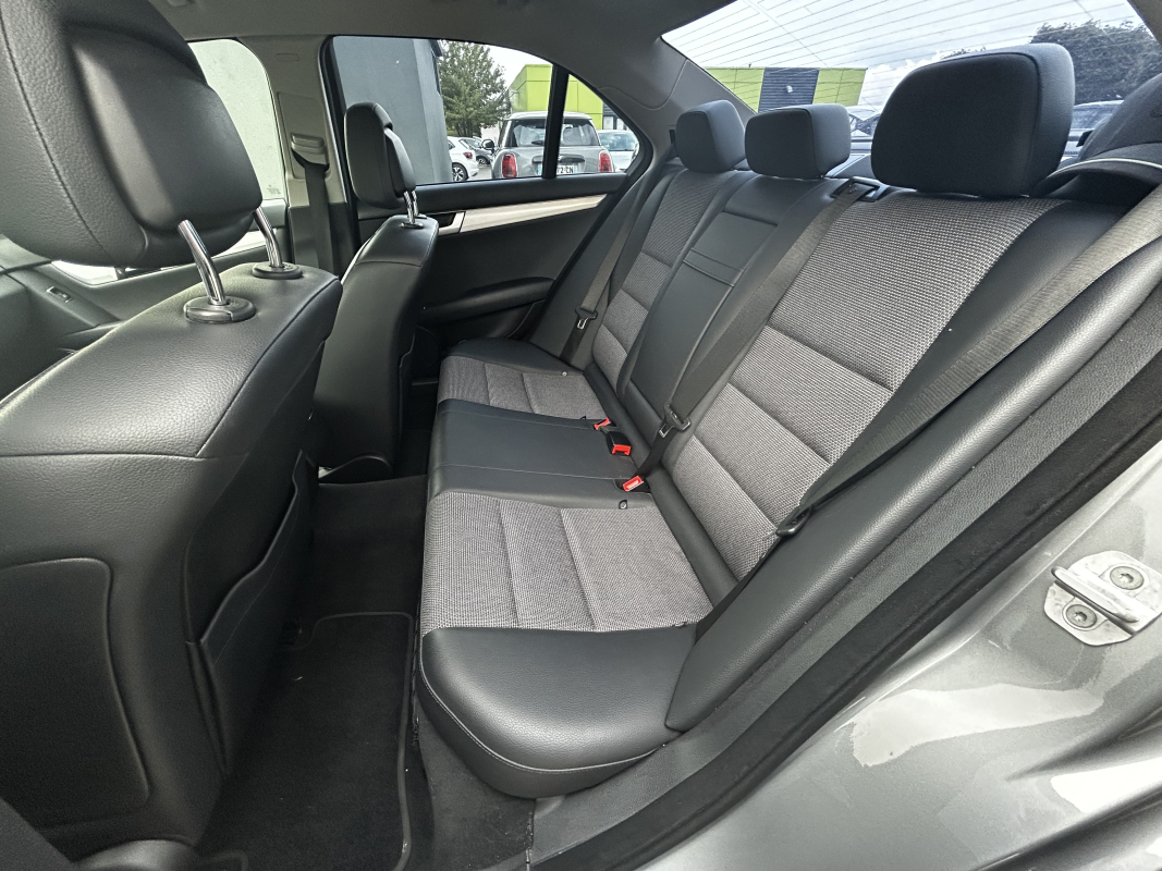 Mercedes Classe C — 9