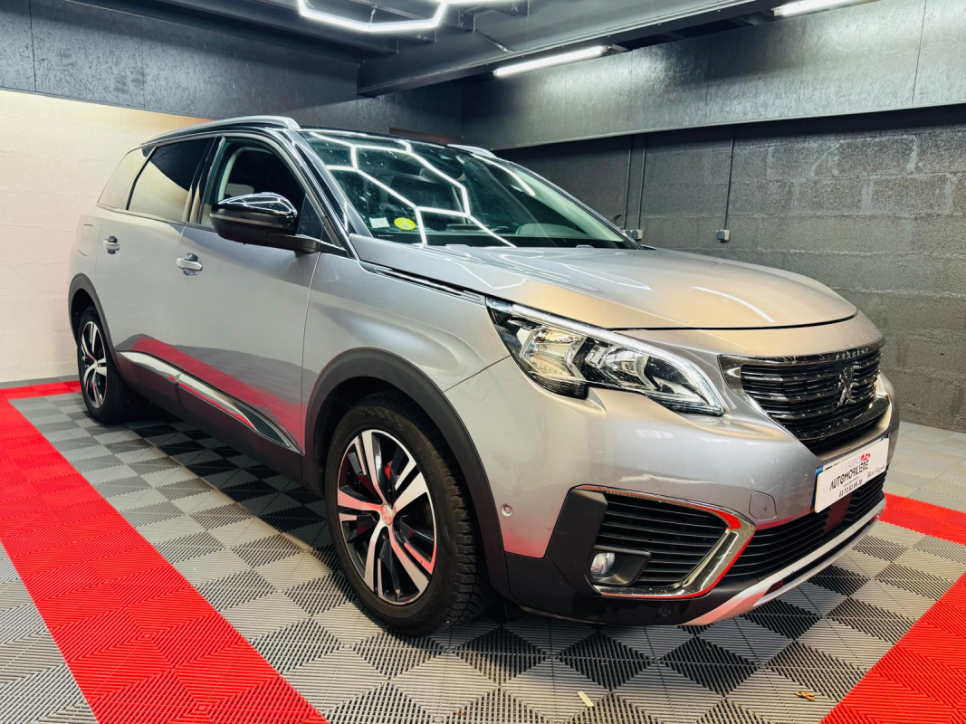 Peugeot 5008 — 3