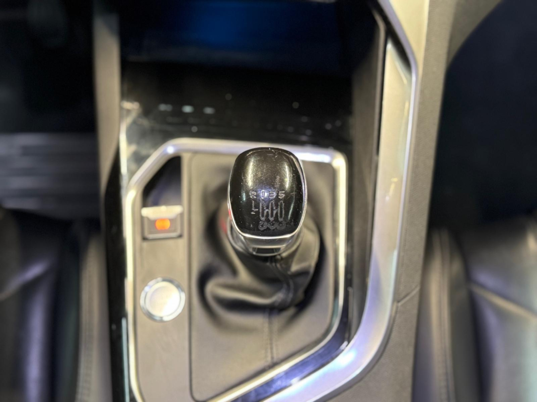 Peugeot 5008 — 17