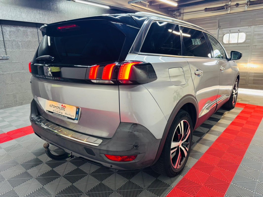 Peugeot 5008 — 4