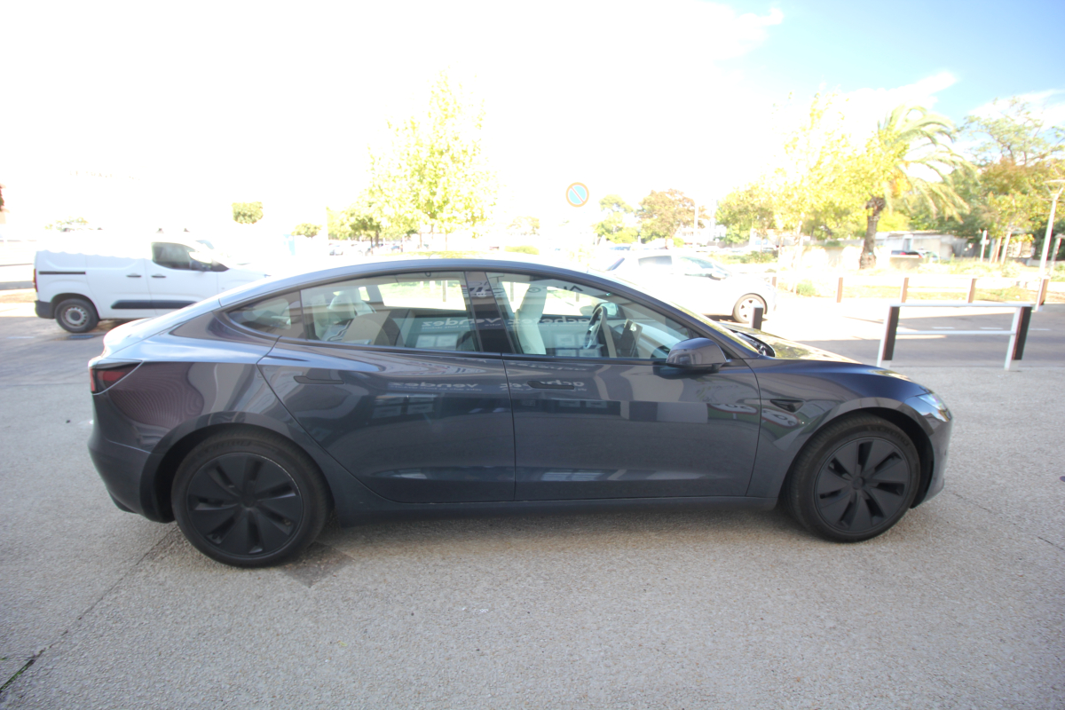 Tesla Model 3 — 6