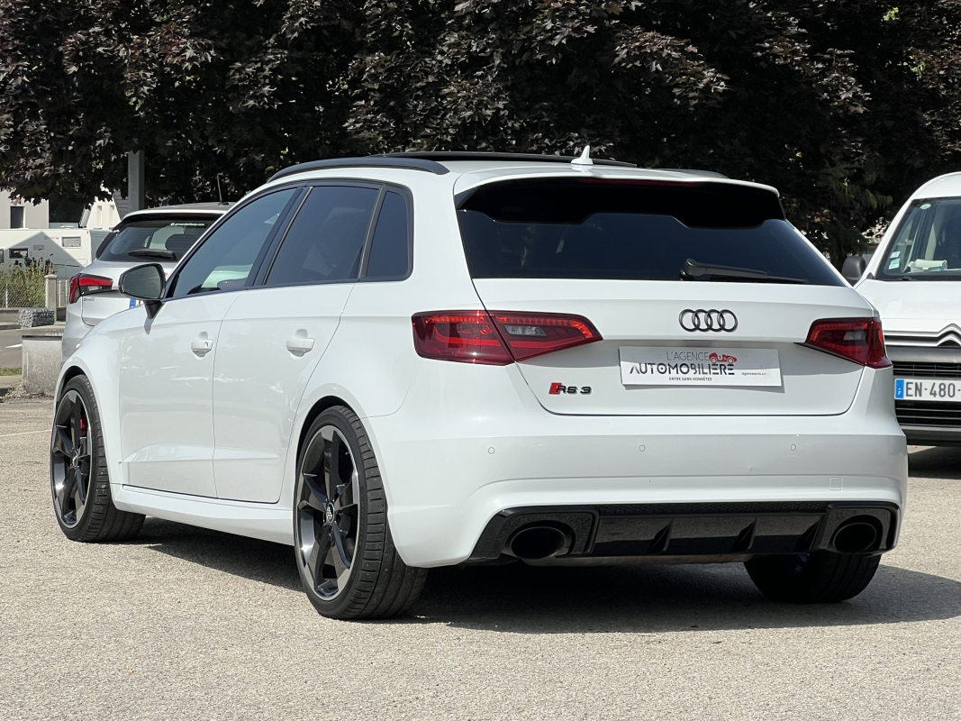 Audi RS3 — 3
