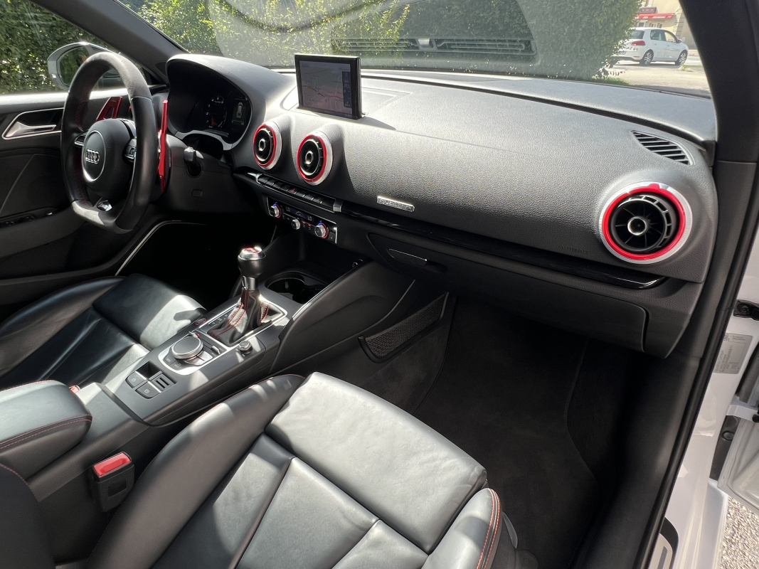 Audi RS3 — 33
