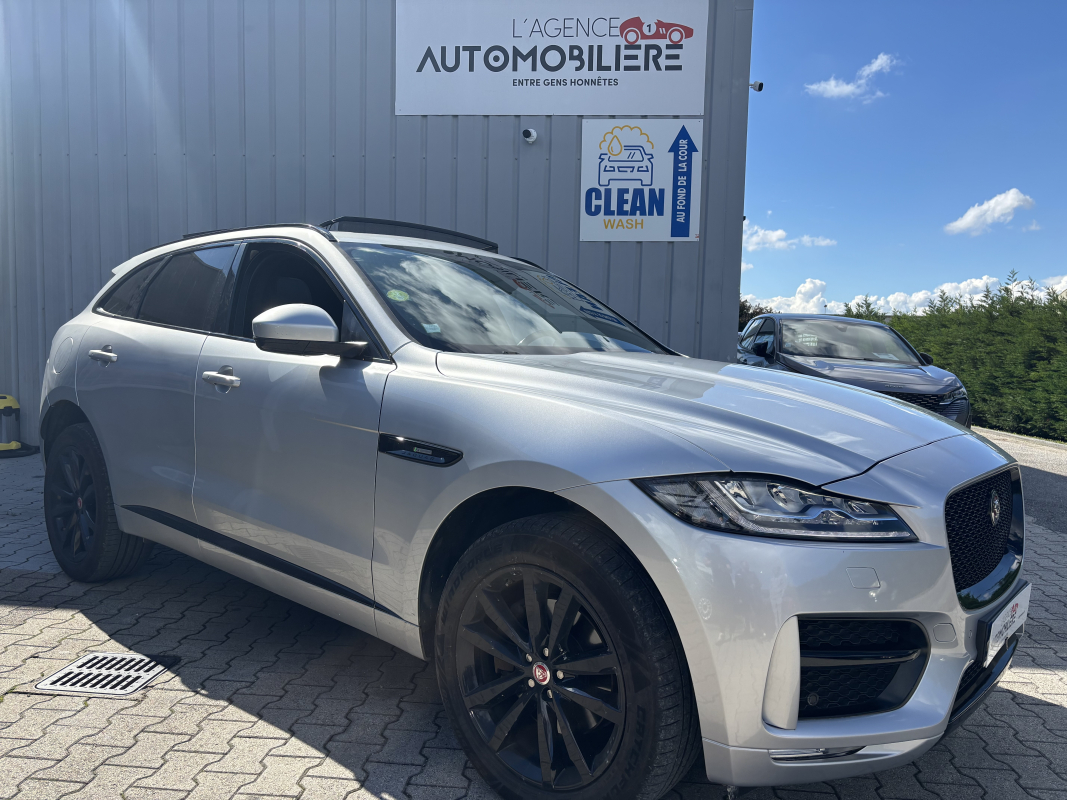 Jaguar F-Pace
