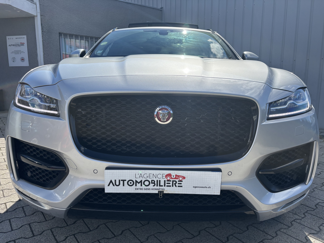 Jaguar F-Pace — 8