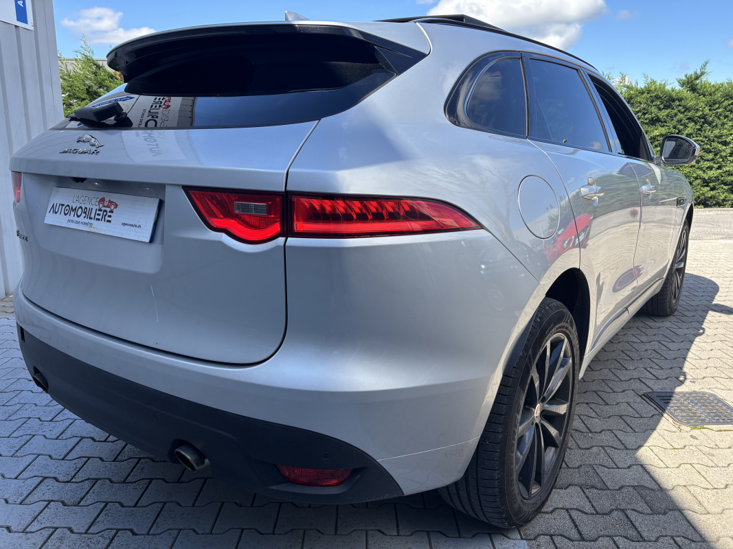 Jaguar F-Pace — 3